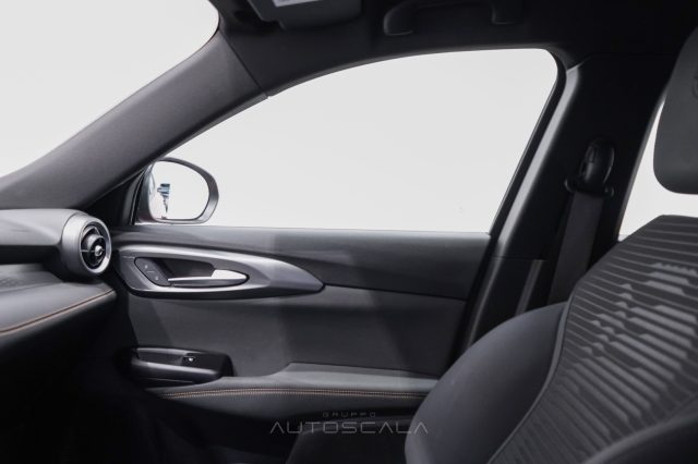 ALFA ROMEO Tonale usata, con Sensori di parcheggio posteriori