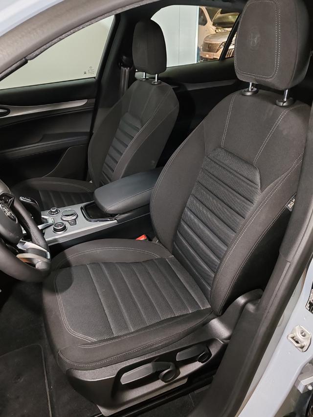 ALFA ROMEO Stelvio usata, con Chiusura centralizzata