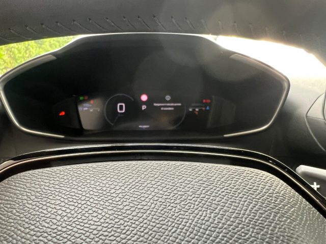 PEUGEOT 2008 usata, con Servosterzo