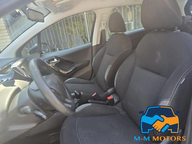 PEUGEOT 208 usata, con Fendinebbia