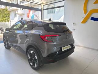 RENAULT Captur usata, con Autoradio digitale