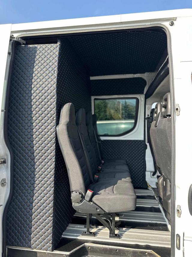 IVECO Daily usata 10