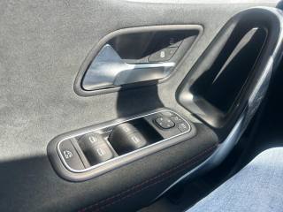 MERCEDES-BENZ CLA 220 usata, con Fendinebbia