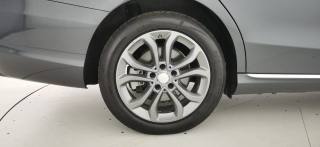 MERCEDES-BENZ C 200 usata, con Sensori di parcheggio anteriori