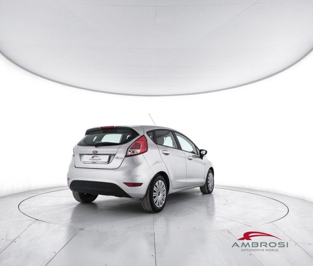 FORD Fiesta usata 2