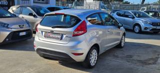 FORD Fiesta usata, con Autoradio