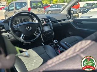 MERCEDES-BENZ B 200 usata, con Chiusura centralizzata