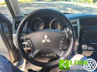 MITSUBISHI Pajero usata, con Fari Xenon