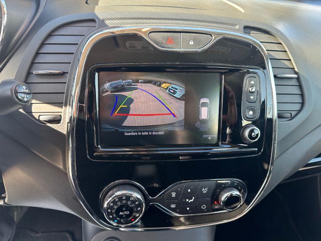 RENAULT Captur usata, con Touch screen