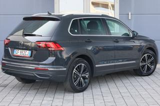 VOLKSWAGEN Tiguan usata, con Airbag laterali