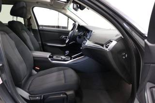 BMW 330 usata, con Sistema di navigazione
