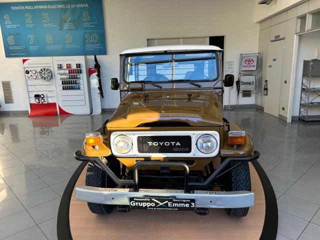 TOYOTA Land Cruiser usata 0