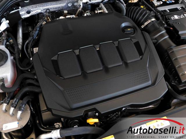 VOLKSWAGEN Golf usata, con Sensori di parcheggio anteriori