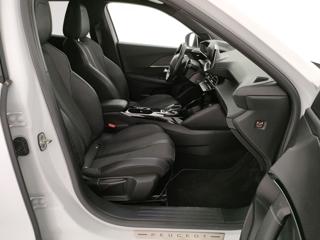 PEUGEOT 2008 usata, con Controllo automatico clima