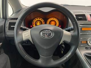 TOYOTA Auris usata, con Climatizzatore