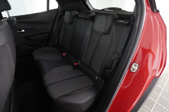PEUGEOT 2008 usata 9