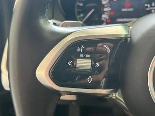 JAGUAR E-Pace usata, con Fari LED
