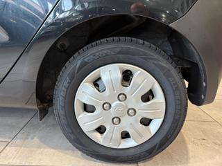 HYUNDAI i10 usata, con Sedile posteriore sdoppiato