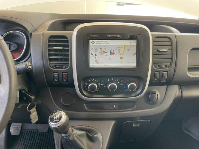 RENAULT Trafic usata 15