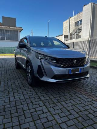 PEUGEOT 5008 usata, con Airbag
