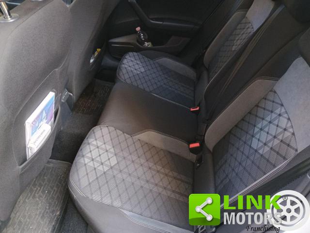 VOLKSWAGEN Taigo usata, con Tettuccio apribile