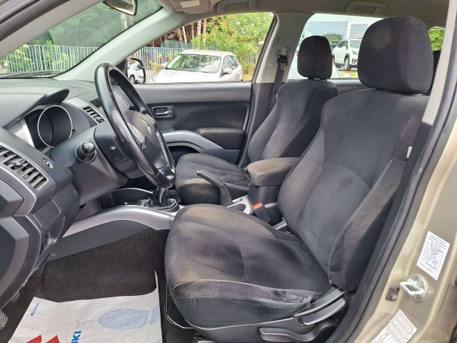 MITSUBISHI Outlander usata, con Alzacristalli elettrici