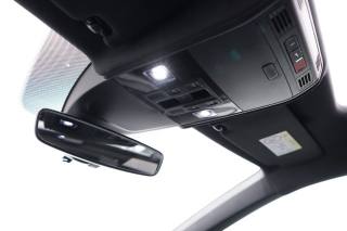 VOLKSWAGEN Taigo usata, con USB