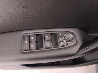 RENAULT Captur usata, con Fari LED