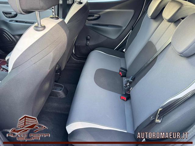 LANCIA Ypsilon usata, con USB