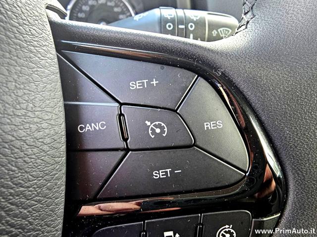 JEEP Renegade usata, con USB