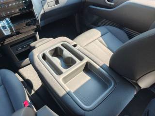 HYUNDAI Staria usata, con Sensori di parcheggio posteriori