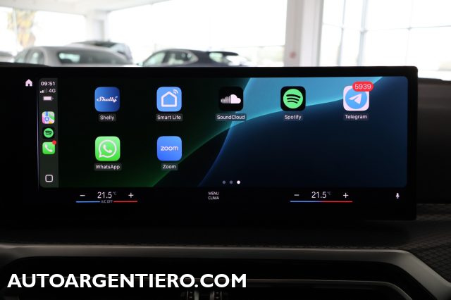 BMW 320 usata, con USB