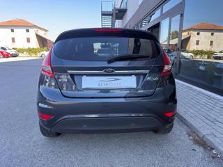 FORD Fiesta usata, con Autoradio