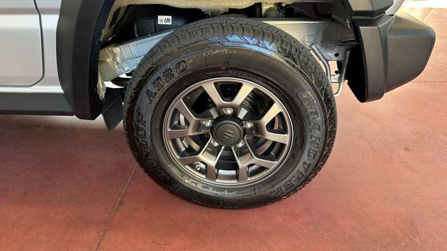 SUZUKI Jimny usata, con Controllo trazione