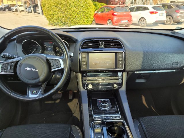 JAGUAR F-Pace usata, con Controllo trazione