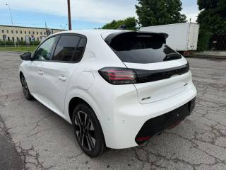PEUGEOT 208 usata, con Autoradio