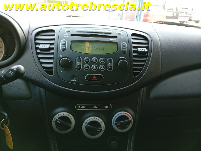 HYUNDAI i10 usata 8