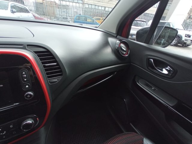 RENAULT Captur usata, con Interni in pelle