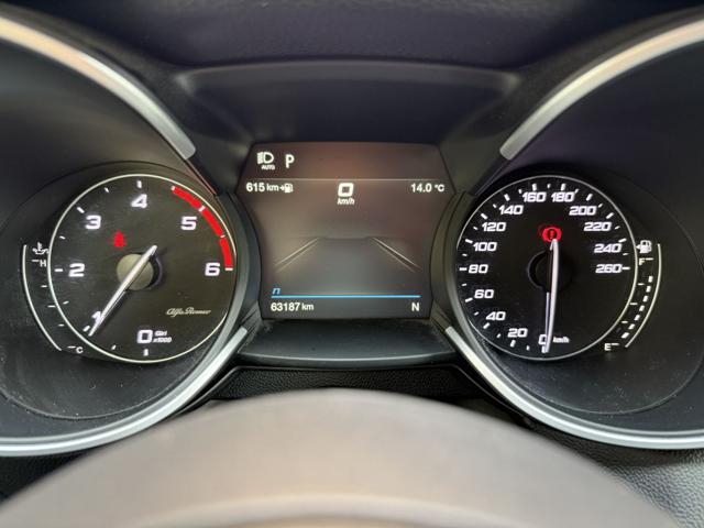 ALFA ROMEO Stelvio usata, con Park Distance Control