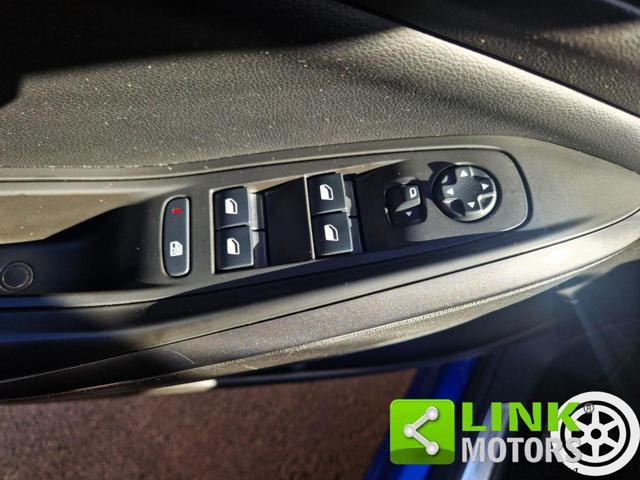 OPEL Grandland X usata, con Luci diurne LED