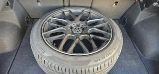 VOLKSWAGEN T-Roc usata, con Autoradio digitale