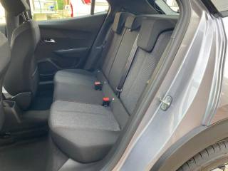 PEUGEOT 2008 usata, con Sensore di luce
