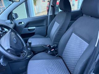 FORD Fiesta usata, con Servosterzo