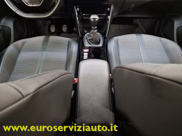 PEUGEOT 2008 usata, con Volante in pelle