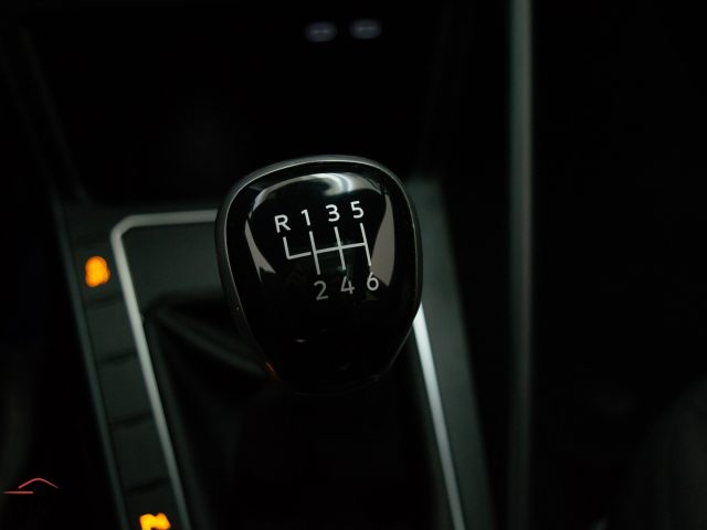 VOLKSWAGEN Taigo usata, con Sensori di parcheggio anteriori