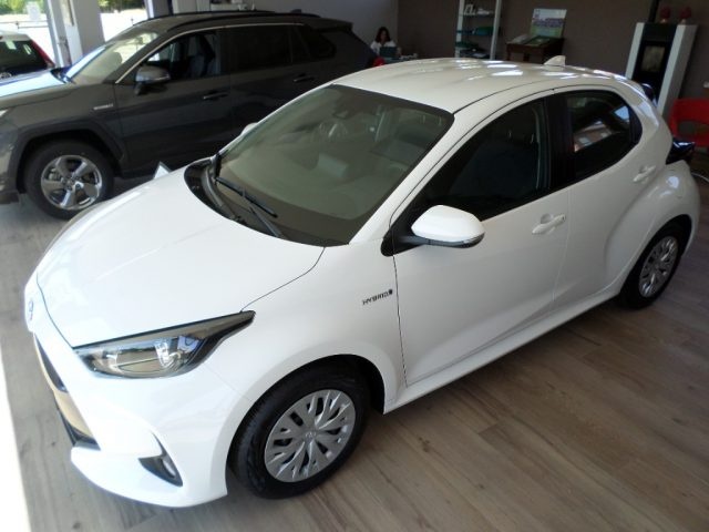 TOYOTA Yaris usata, con Cruise Control