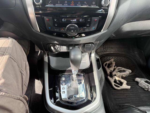 NISSAN Navara usata, con Fari LED
