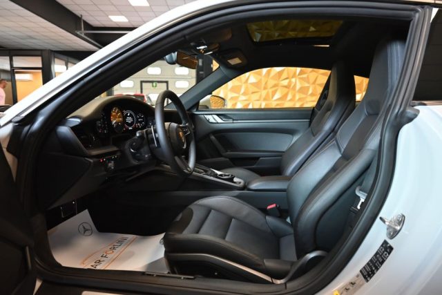 PORSCHE 911 usata 8