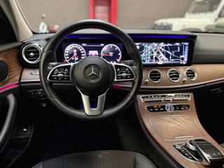 MERCEDES-BENZ E 220 usata, con ESP