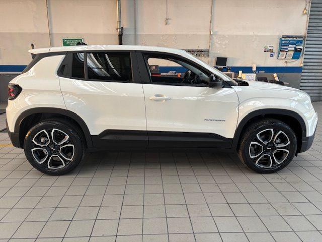 JEEP Avenger usata, con Autoradio